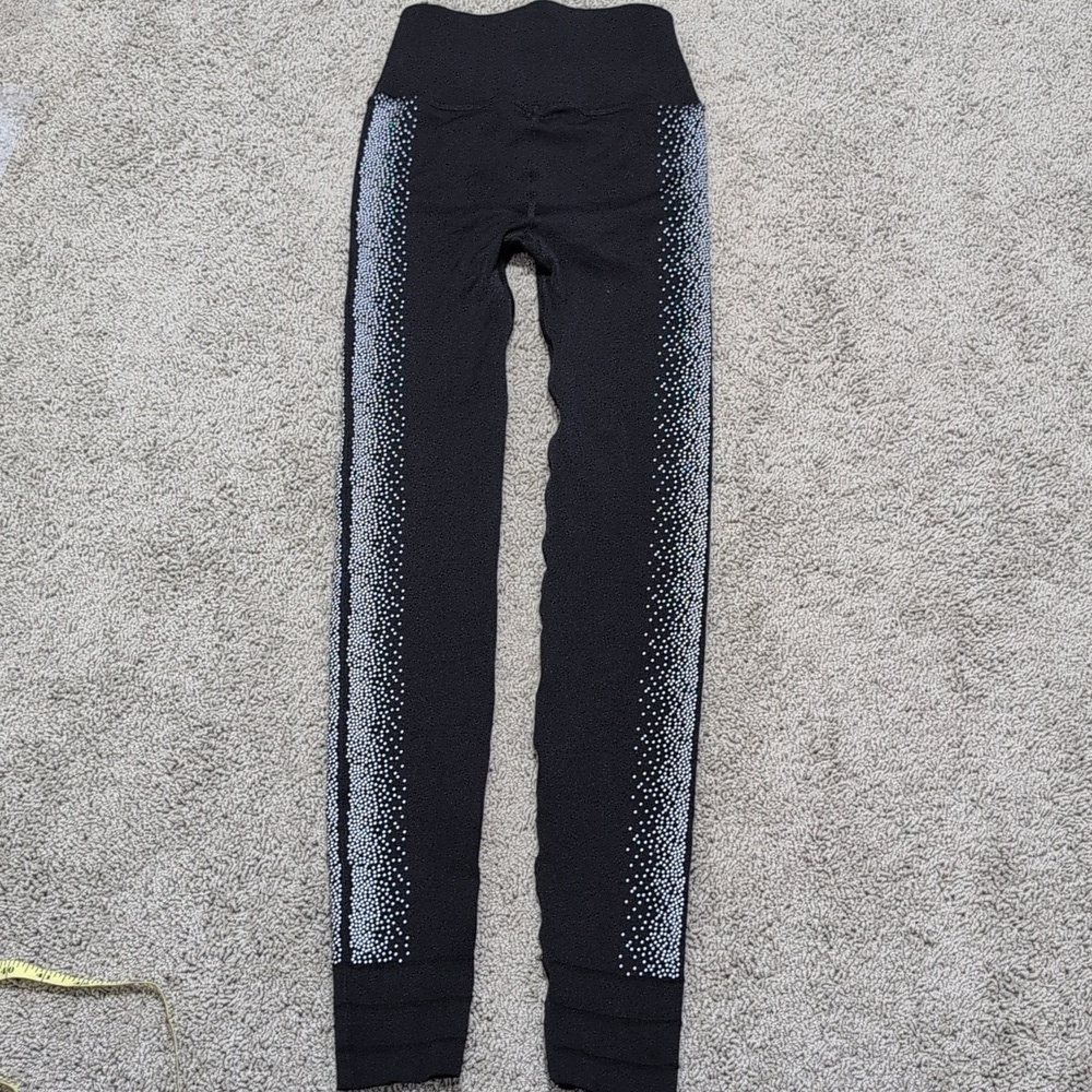 Sculptknit by Fabletics Black Thick Leggings Polka Dot Confetti size XS - Picture 8 of 8